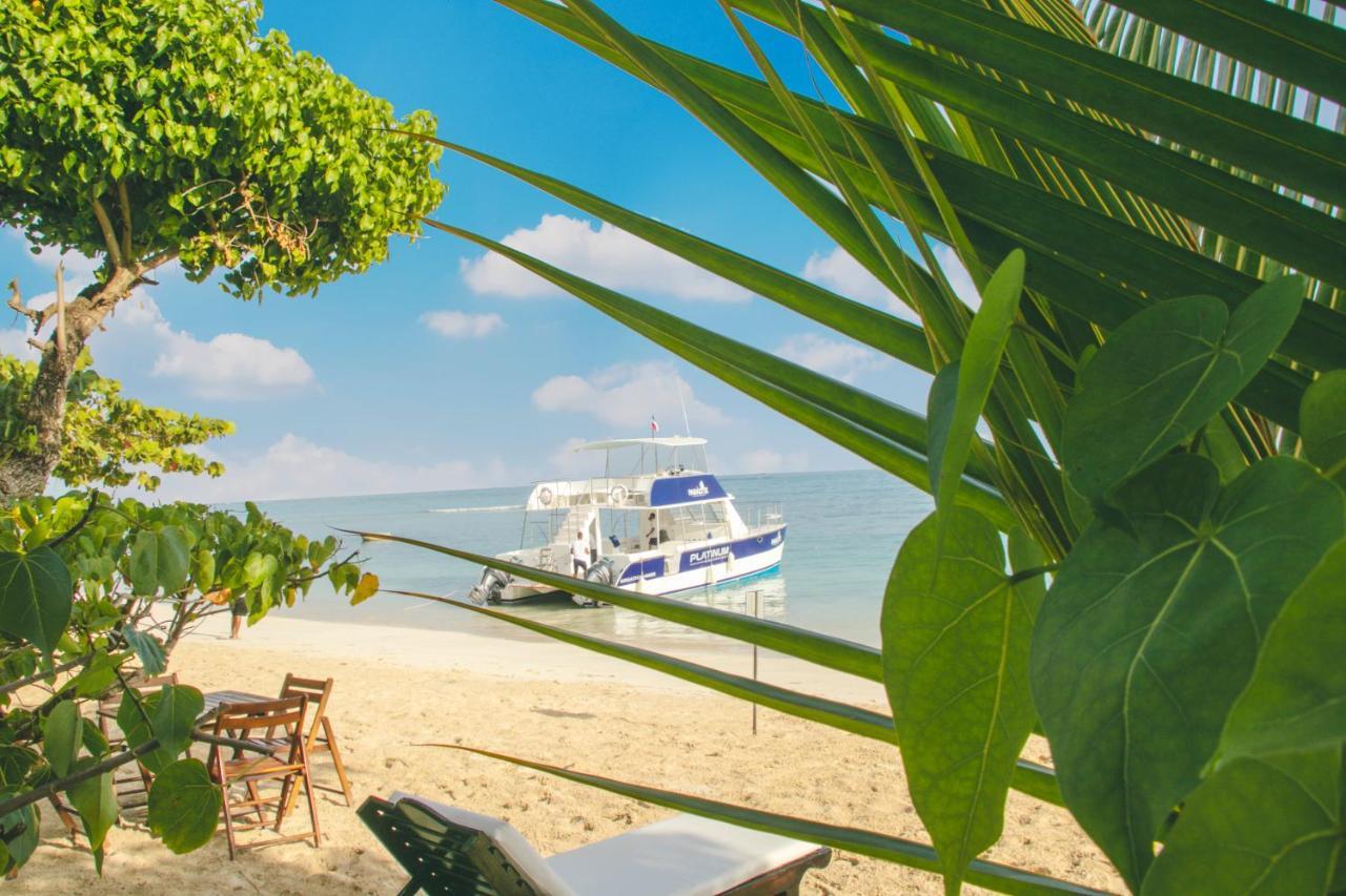 Paradise Island Beach Resort Punta Rucia Exterior foto