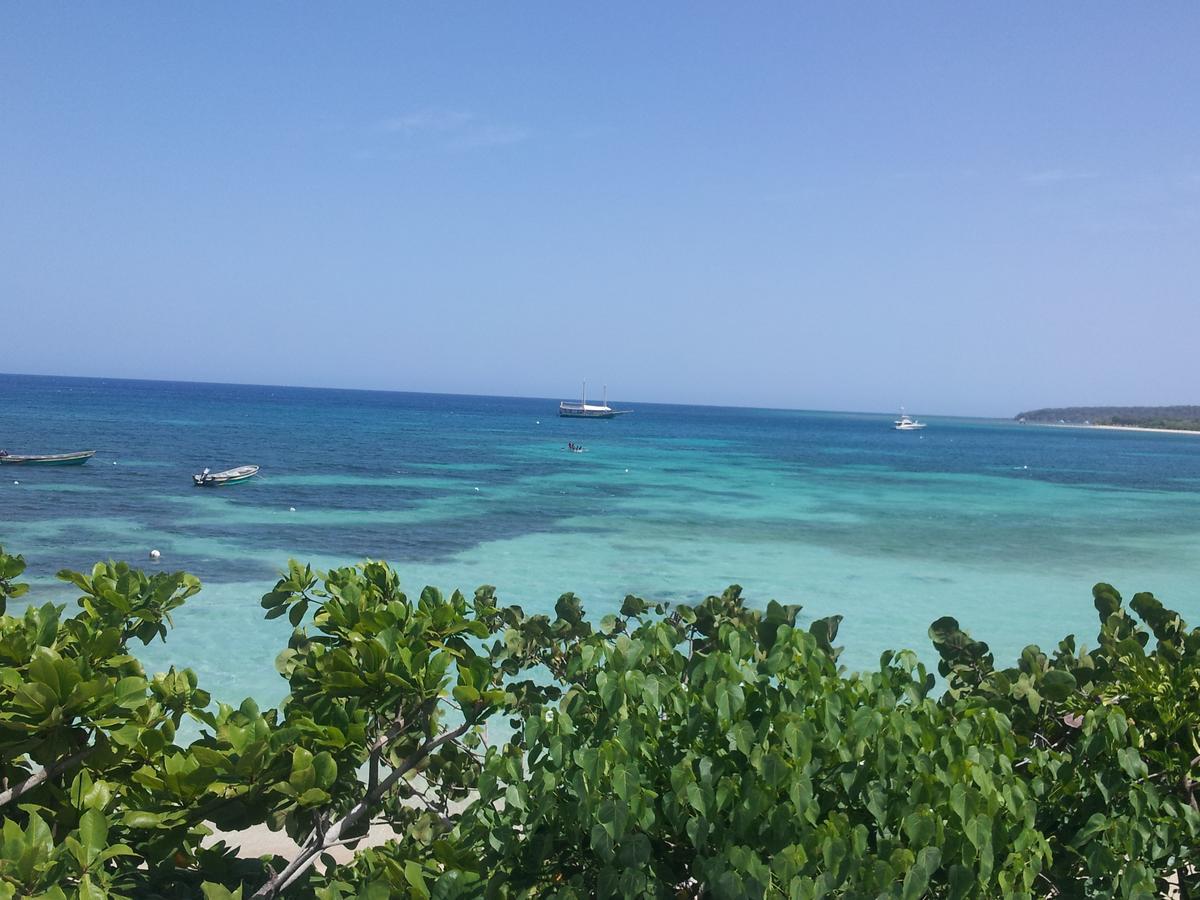 Paradise Island Beach Resort Punta Rucia Exterior foto
