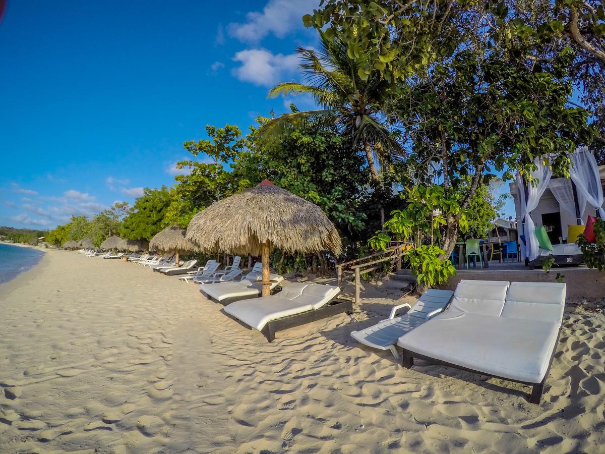 Paradise Island Beach Resort Punta Rucia Exterior foto